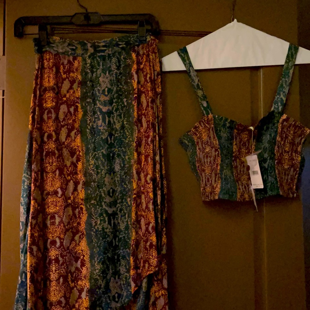 2pc set Free People crop top w/side tie wrap skirt